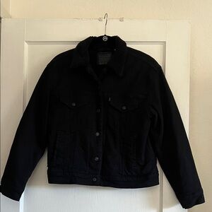 Levi's Women’s Sherpa Trucker Jacket Black Button-Up Jacket